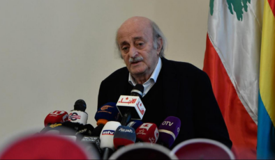 Dürzi lider Canbolat: ABD heyeti, Lübnan'a bir İsrail diktesi olan teslimiyeti dayattı