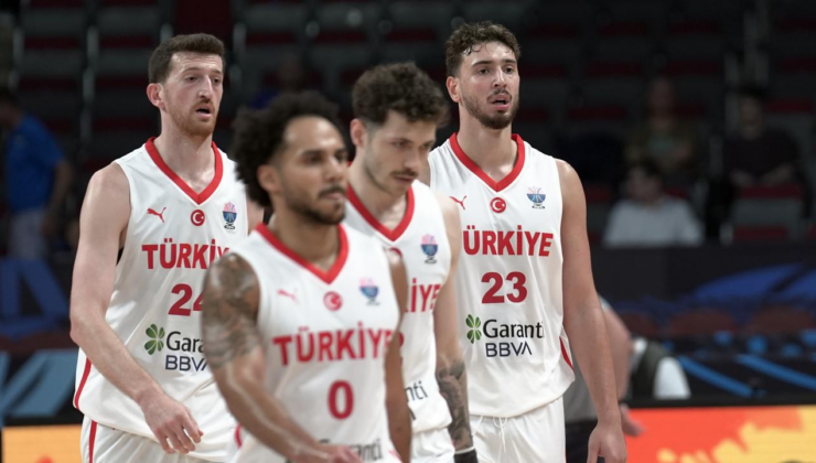 12 Dev Adam, Avrupa Basketbol Şampiyonası'nda ikide iki yaptı