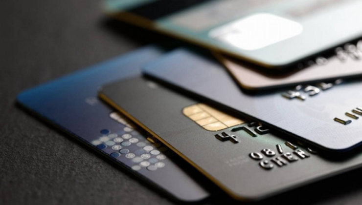 Sınırın üzerinde kredi kartı limit artışına ceza geliyor: BDDK bankaları radarına aldı