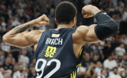 Khem Birch'e 1 yıllık sözleşme
