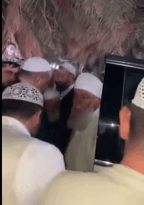 Menzil şeyhine öpücüklü karşılama gündem oldu: İslamiyet bunun neresinde?
