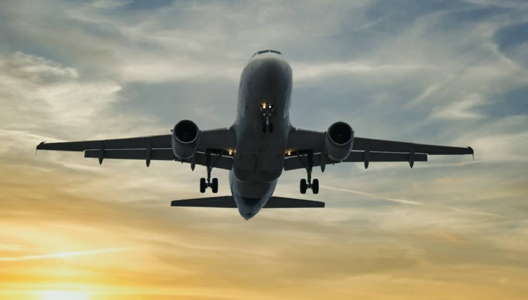 Paris uçağı arızalandı İstanbul'a acil iniş yaptı!