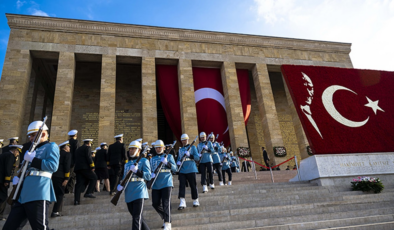 Vatandaşlar 30 Ağustos'ta Anıtkabir'e akın etti!