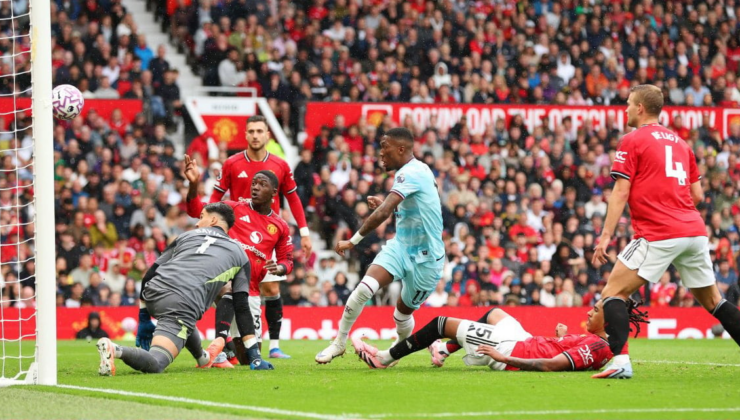 Manchester United 2 kez öne geçti! 90+6'da zorla kazandı…