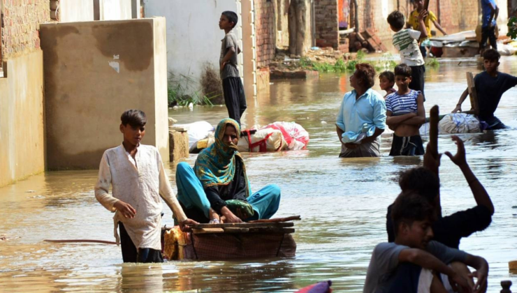 Pakistan'da tarihin en büyük sel felaketi! Yaklaşık 2 milyon kişiyi etkiledi