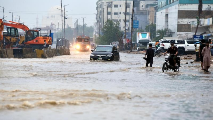 Pakistan'da Pencap Eyaletindeki sel 2 milyon kişiyi etkiledi