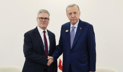 Cumhurbaşkanı Erdoğan, İngiltere Başbakanı Starmer ile görüştü