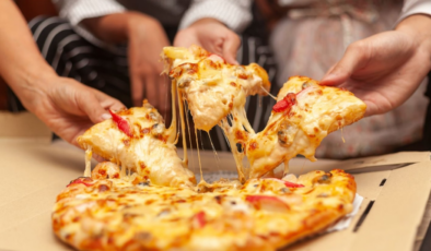 Ünlü pizza zinciri 74 şubesini tamamen kapattı