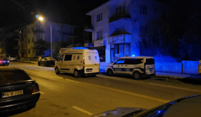 Tartıştığı kişilere balkondan ateş etti!