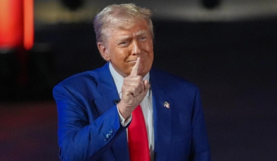 Son dakika: Trump, Hindistan'a yüzde 25'lik ek tarife kararnamesini imzaladı