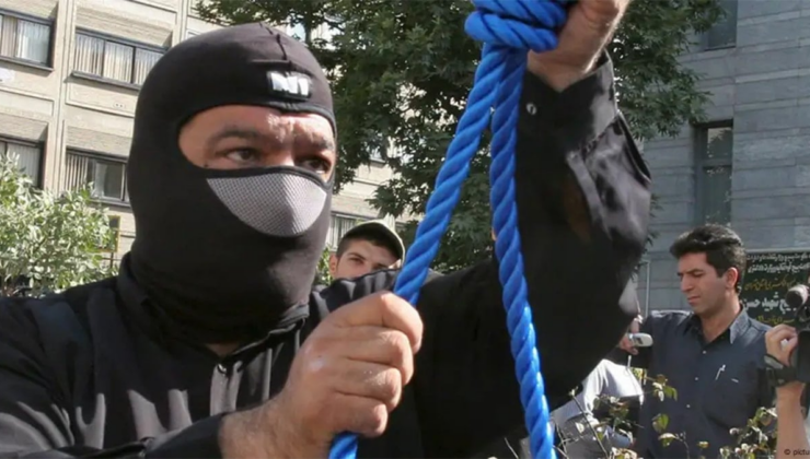 İran, Rouzbeh Vadi'yi idam etti
