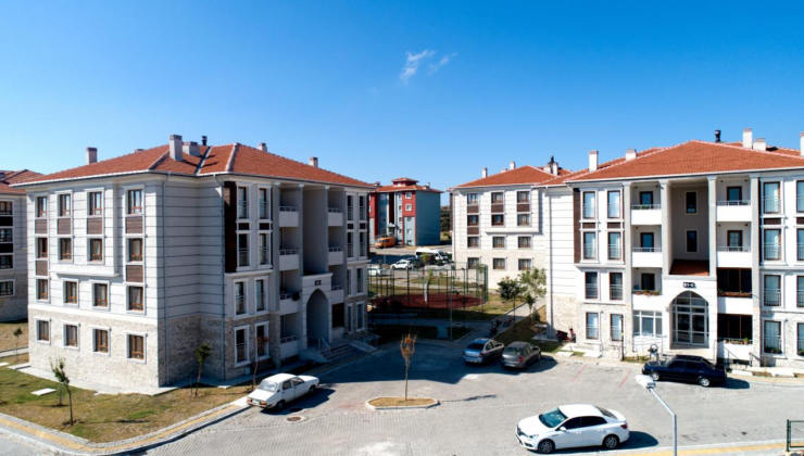 TOKİ temmuzda 7 bin 358 konutu hak sahiplerine teslim etti