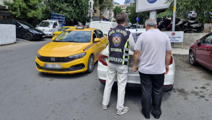 Fatih'te yolcu seçen taksi sürücüsüne 9 bin 267 lira ceza kesildi