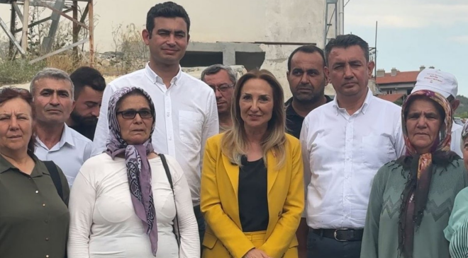 CHP’li Nazlıaka, müdür tarafından tacize uğrayan koruma altındaki kız çocuğuyla görüştü