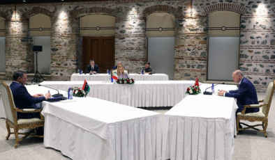 İstanbul'da Akdeniz Zirvesi: Erdoğan-Meloni-Dibeybe görüşmesi sona erdi