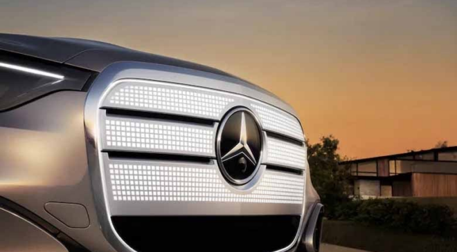 Mercedes dikkat çekici bir tasarıma imza atıyor: Artık daha dar ve daha uzun bir yapıya sahip!
