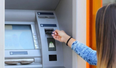 ATM'lerde yeni dönem: Artık başka bankalardan ücretsiz para çekilebilecek