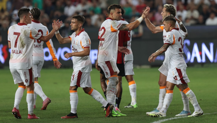 Sezonun ilk maçında 3 gol, 2 penaltı, 1 kırmızı kart