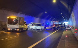 Anadolu Otoyolu'nda zincirleme trafik kazası ulaşımı aksattı