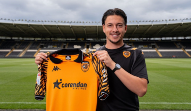 Enis Destan Hull City ile imzaladı