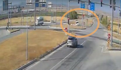 Çorum'da feci kaza kamerada: 10 yaralı