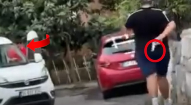 Suikastçı silahını saklayıp böyle yaklaştı! İşte Eyüpsultan'daki korkunç cinayetin görüntüleri…