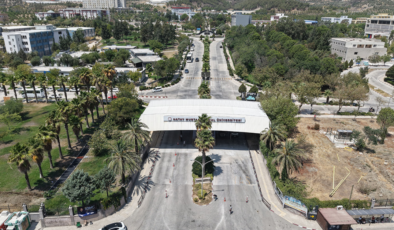 Depremden etkilenen Hatay Mustafa Kemal Üniversitesi yüz yüze eğitime hazırlanıyor