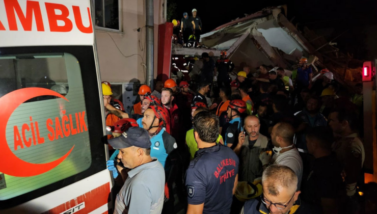 Depremde çöken binadan kurtuluş anları kamerada: İşte o anlar…