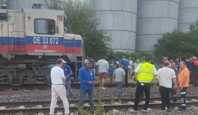 Yozgat'ta yük treninin çarptığı kadın hayatını kaybetti