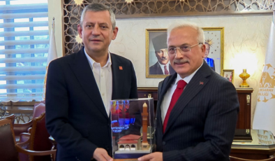 Özel'den Aksaray Valisi Kumbuzoğlu'na ziyaret