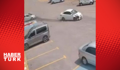 Kontrolden çıkan otomobil otoparka daldı