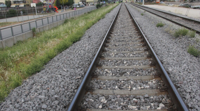 Tren seferlerine düzenleme ve elektrik hatlarına tedbir