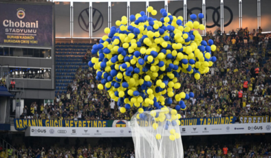 1907 balon Duygu Özdin için gökyüzünde