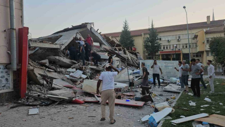 Son dakika: Balıkesir'deki 4 katlı binanın sahibi tutuklandı