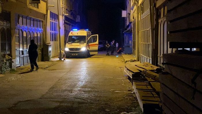 Çalıştırdığı çay ocağında ölü bulundu