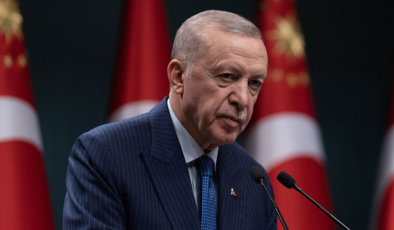 Cumhurbaşkanı Erdoğan, “Ne kadar Aydınlı var salonda?” diyerek yarın partiye katılımların olacağını duyurdu