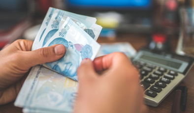 Enflasyonda hedefler tutmuyor ama kamu memur zammında 12’den vuruyor