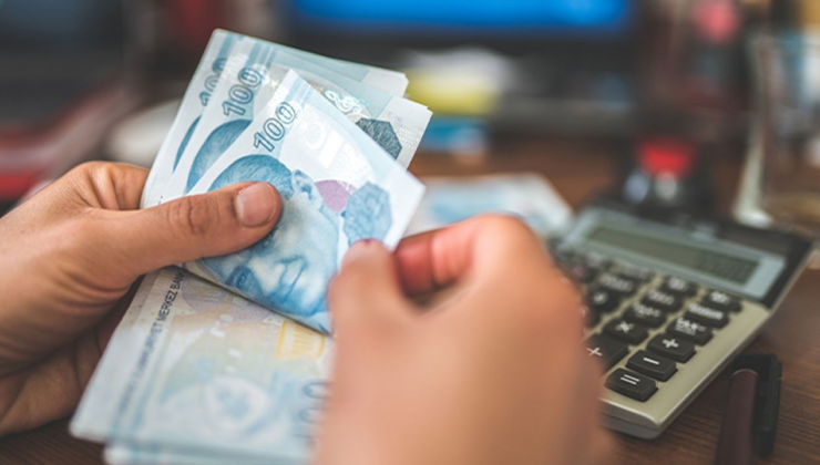 Enflasyonda hedefler tutmuyor ama kamu memur zammında 12’den vuruyor