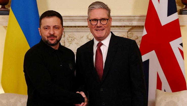 Starmer, TrumpPutin görüşmesi öncesi Zelenski ile bir araya geldi
