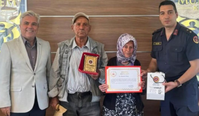 Tüm mal varlıkları olan evi bağışladılar