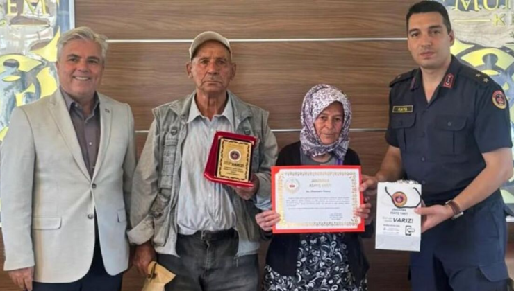 Tüm mal varlıkları olan evi bağışladılar