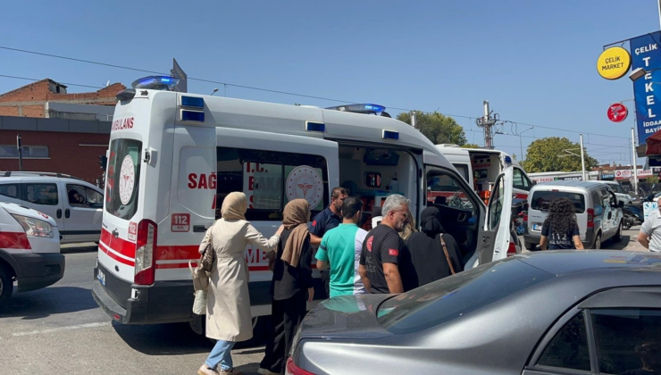 Halk otobüsü ile otomobil çarpıştı; 5 yaralı