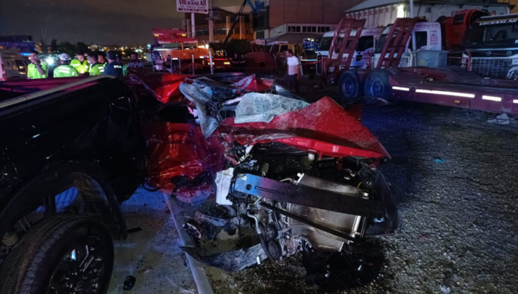Alkollü sürücünün 2 kız kardeşi hayattan kopardığı kaza anı kamerada