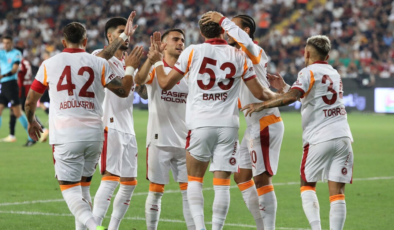 Okan Buruk'tan forvet kararı