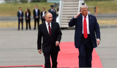 Trump ve Putin Alaska'da buluştu! İşte ilk kareler