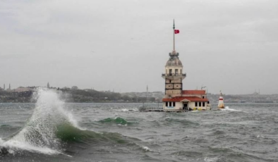 İstanbul yaza veda ediyor! Fırtına uyarıları peş peşe yapıldı