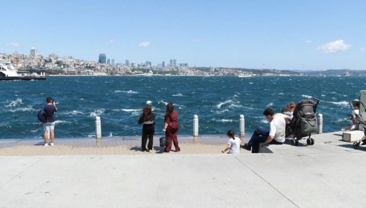 İstanbul’da fırtına alarmı… Gülhane Parkı ziyaretçilere kapatıldı!
