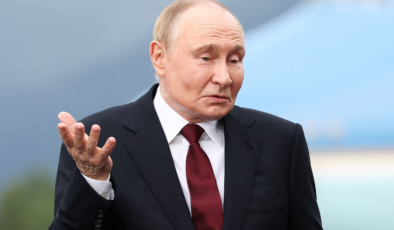 Putin'den 'Sivilleri öldürmeyi bırakacak mısınız?' sorusuna 'Duymadım' yanıtı