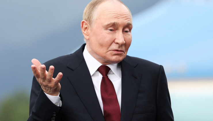 Putin'den 'Sivilleri öldürmeyi bırakacak mısınız?' sorusuna 'Duymadım' yanıtı