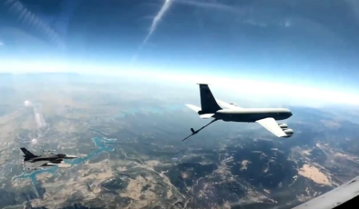 Hava Kuvvetlerinden Kıbrıs Adası'nın güneyinde eğitim uçuşu